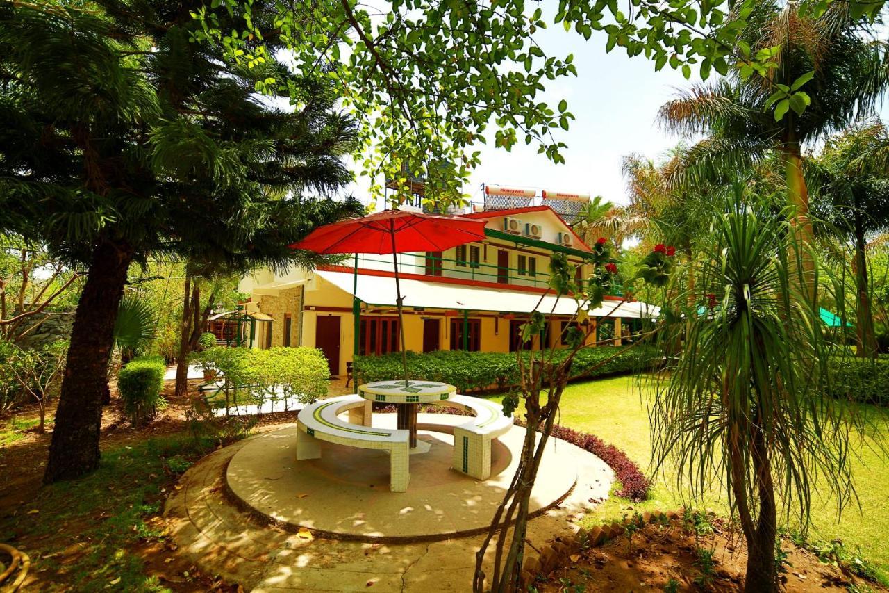 Hotel Samiralok Mount Abu Buitenkant foto